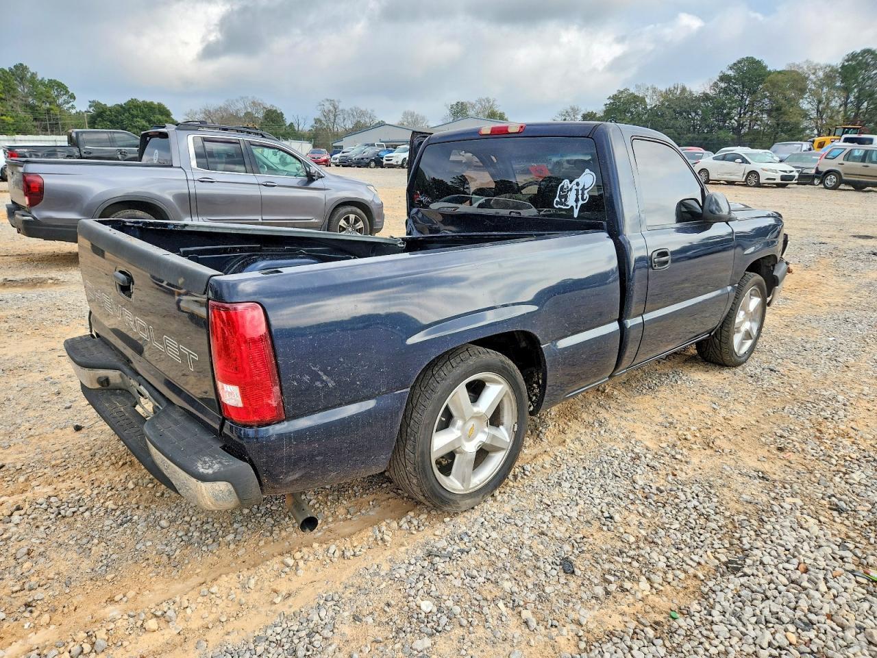 2007 Chevrolet Silverado C1500 Classic - Фото 3