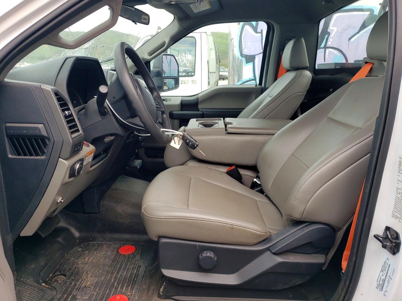 2022 Ford F550 Super Duty - Image 7