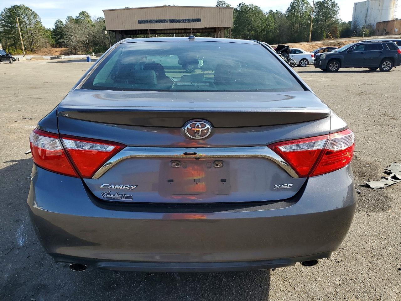2015 Toyota Camry Xse - Фото 6