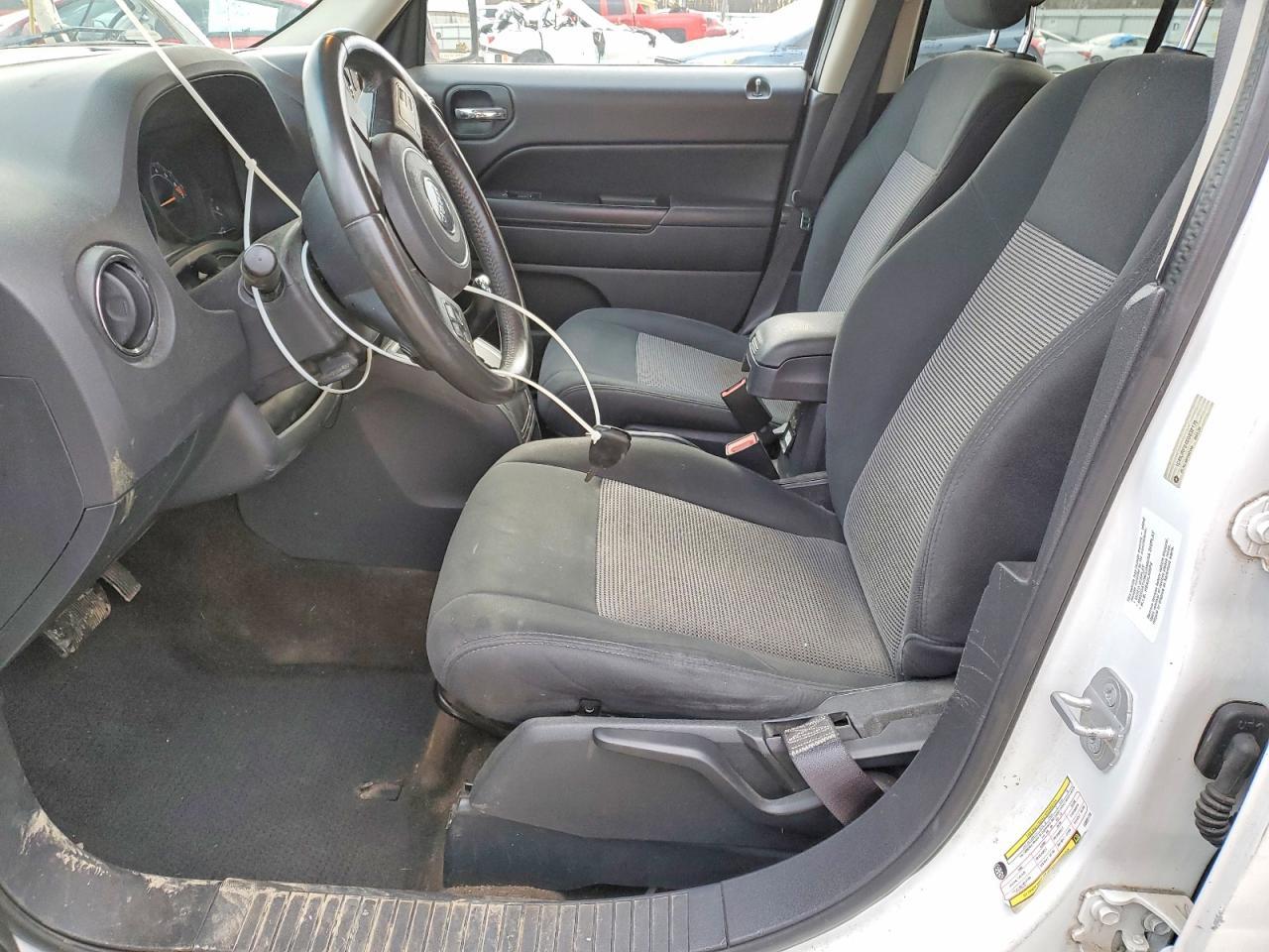 2014 Jeep Patriot Latitude - Фото 7
