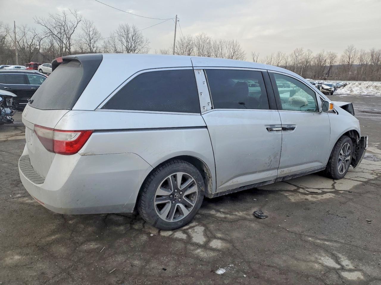 2013 Honda Odyssey Lx - Фото 3