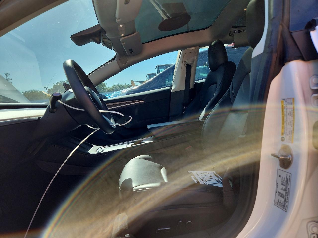 2023 Tesla Model 3 - Фото 7