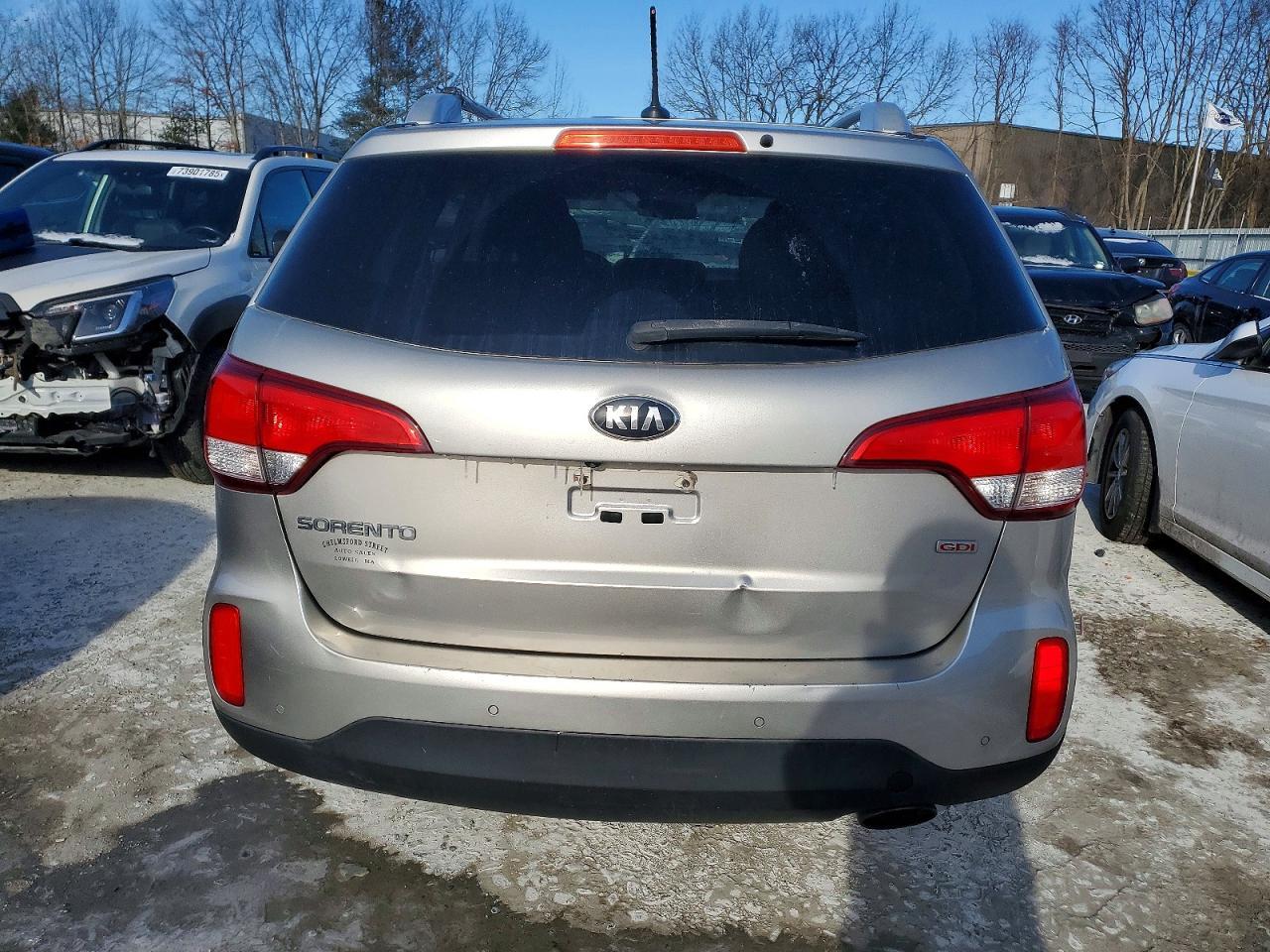 2015 Kia Sorento - Image 6