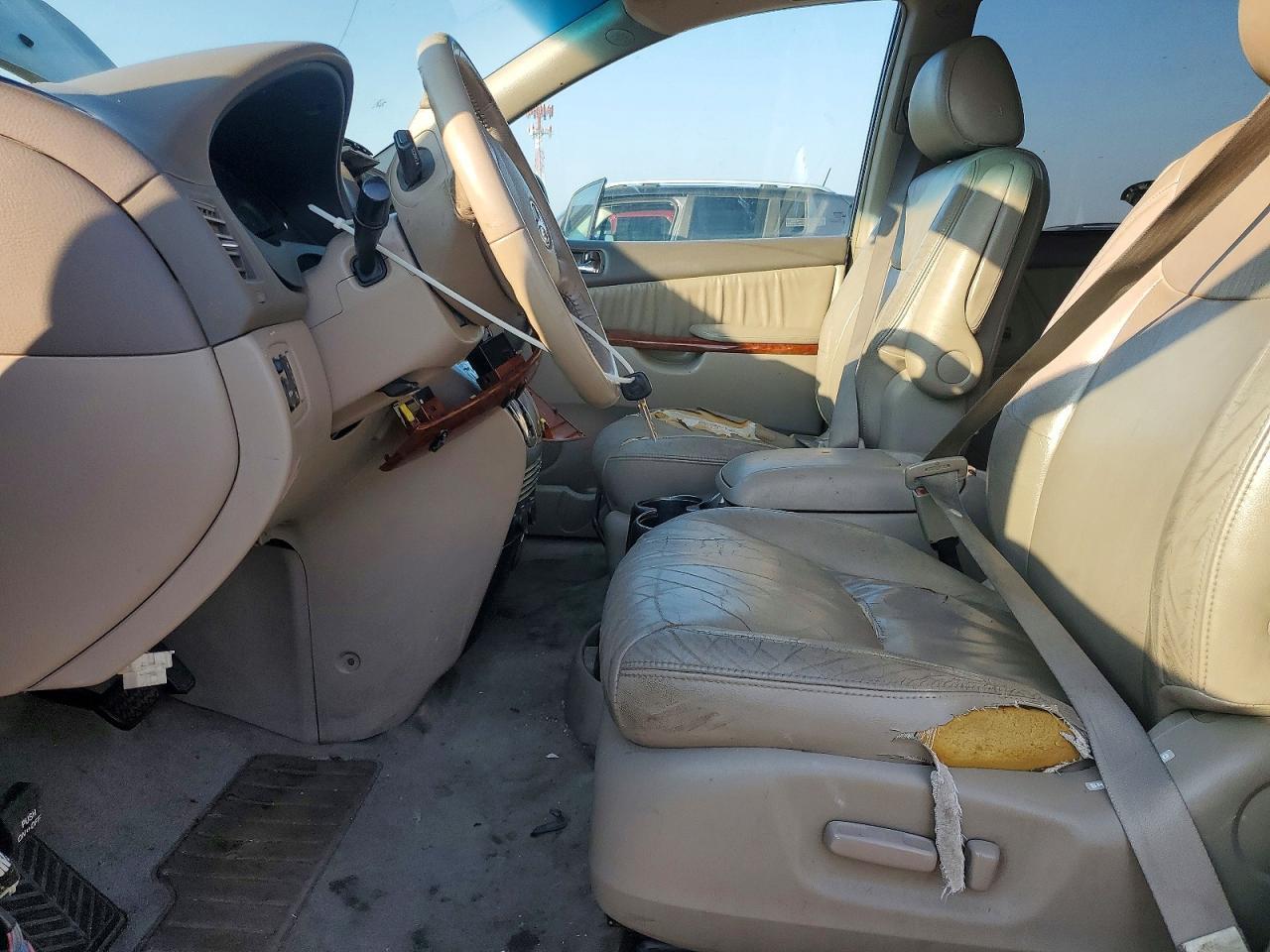 2004 Toyota Sienna Xle - Фото 7