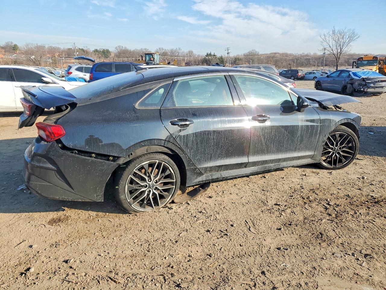 2023 Kia K5 Gt - Фото 3