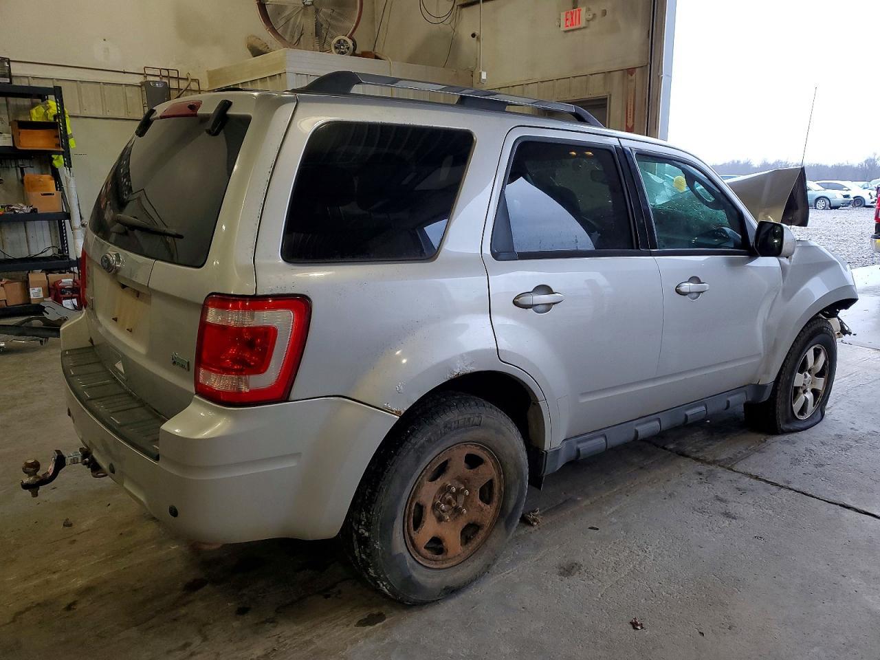 2011 Ford Escape Limited - Фото 3