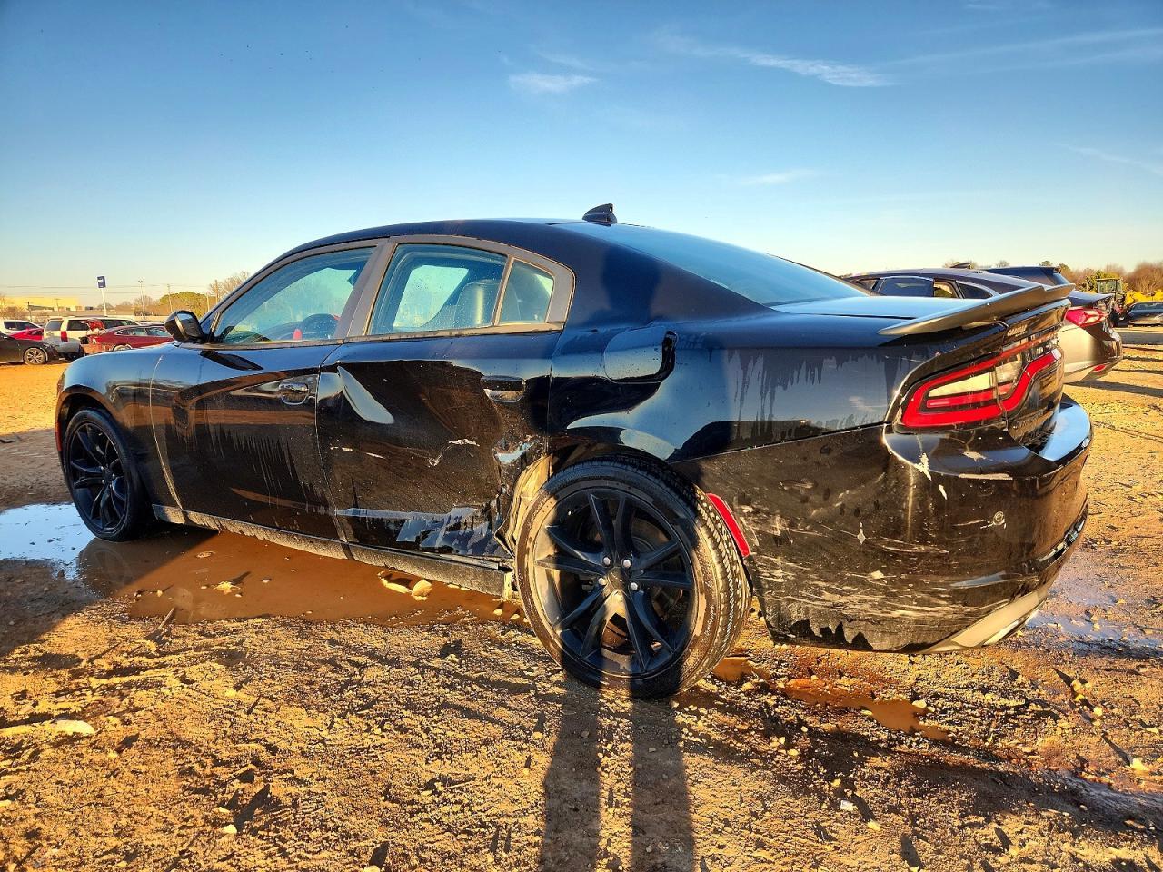 2016 Dodge Charger Sxt - Фото 2