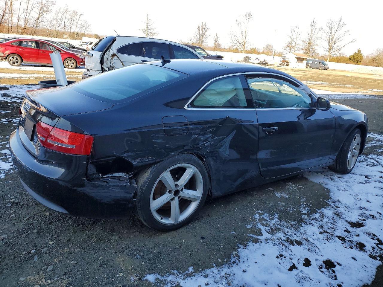 2010 Audi A5 Premium Plus - Фото 3