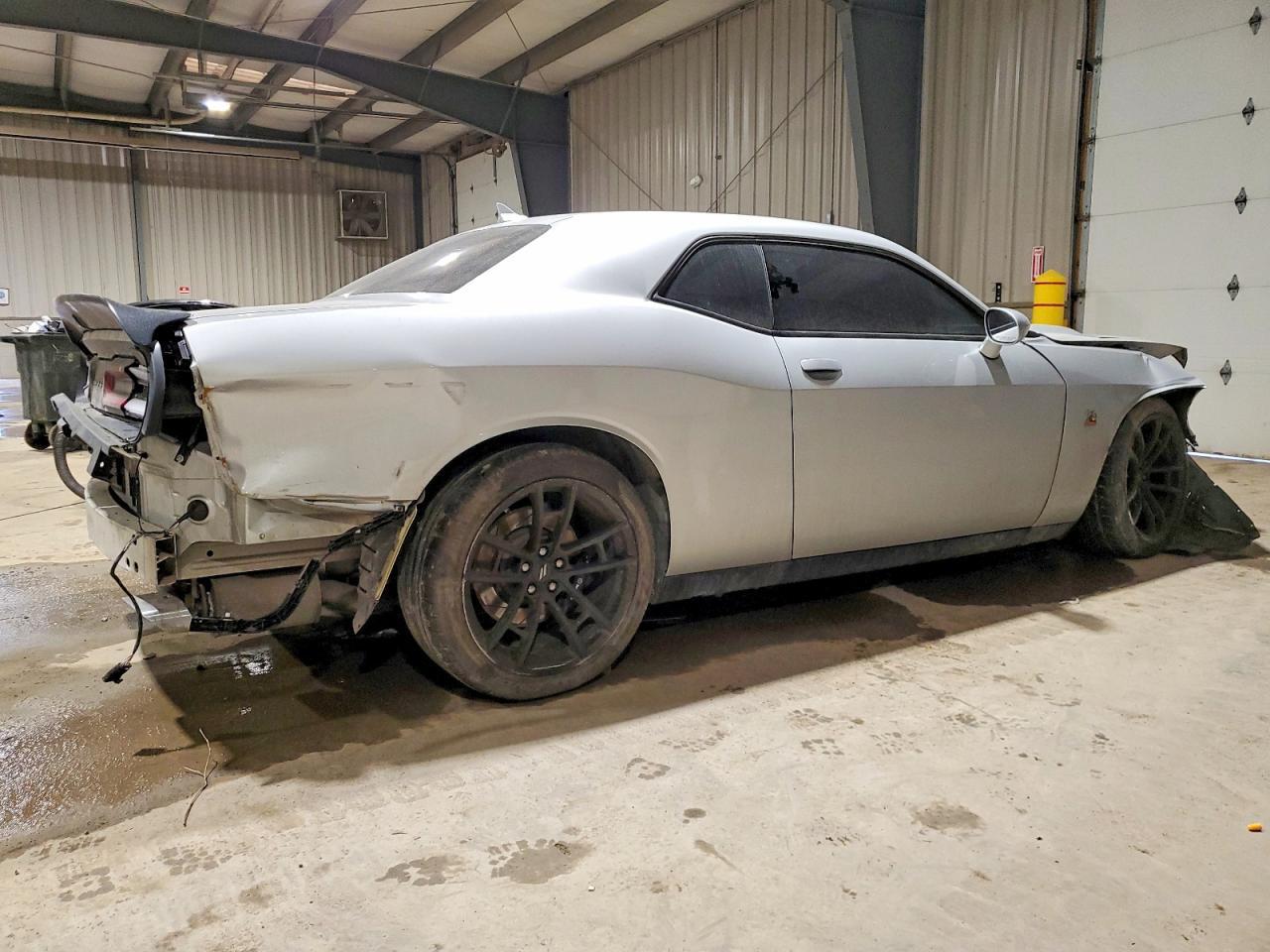 2020 Dodge Challenger R - Фото 3