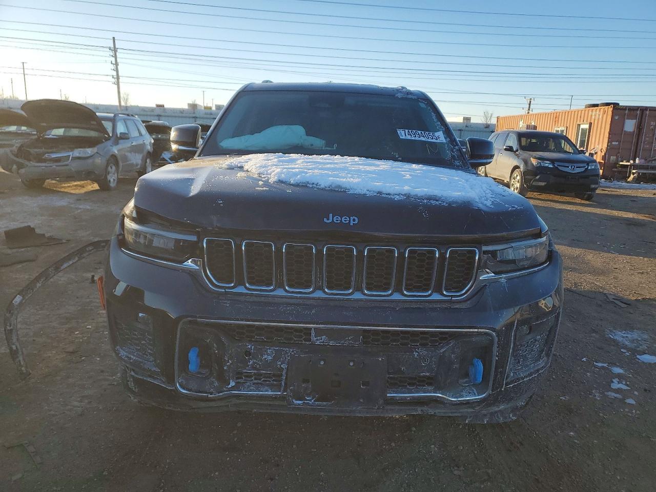 2022 Jeep Grand Cherokee Overland 4Xe - Image 5