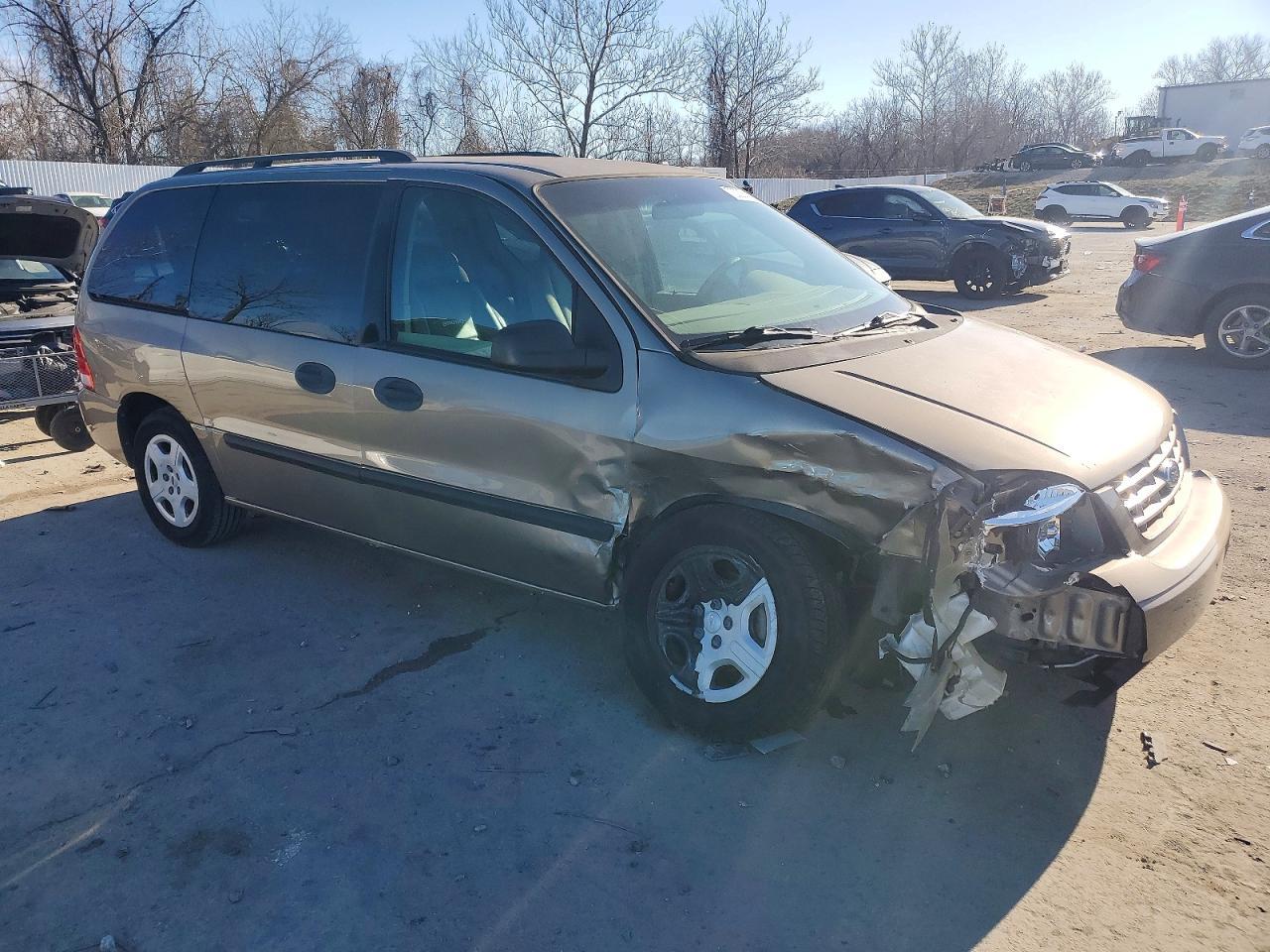 2005 Ford Freestar Se - Фото 4
