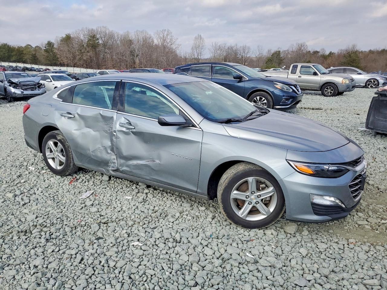 2024 Chevrolet Malibu Lt - Image 4