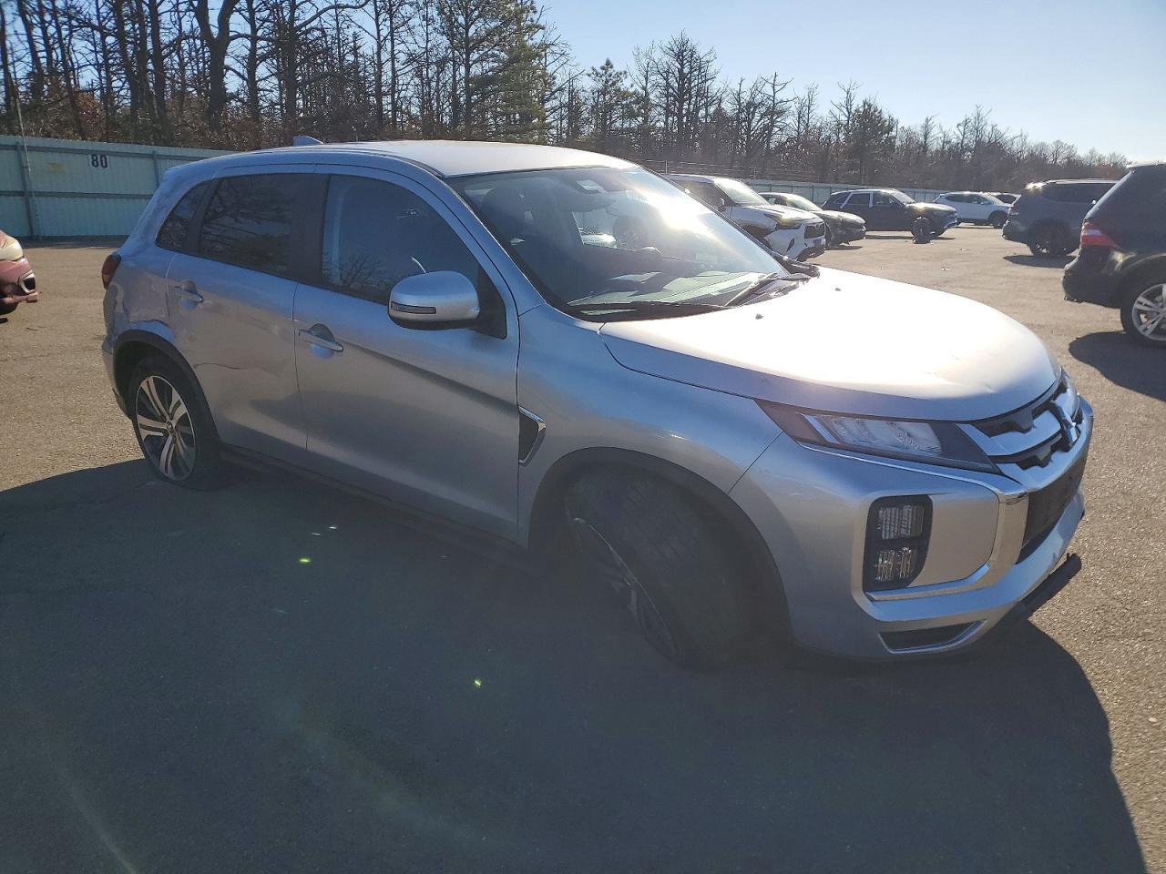 2022 Mitsubishi Outlander Sport Se - Фото 4