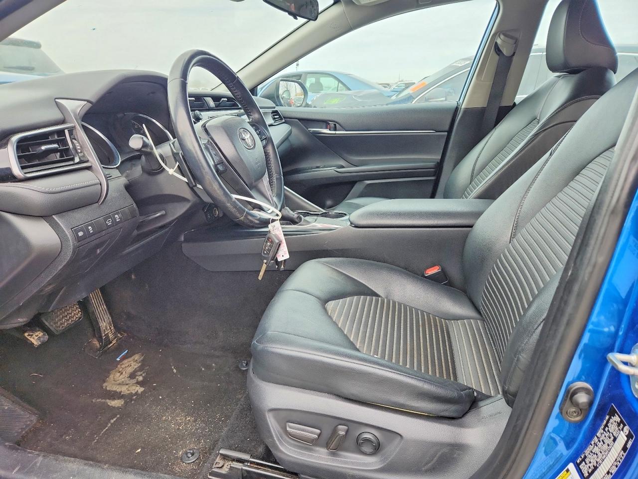 2019 Toyota Camry L - Image 7