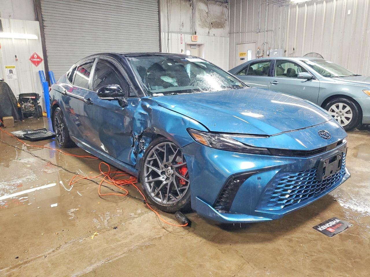 2025 Toyota Camry Xse - Фото 4