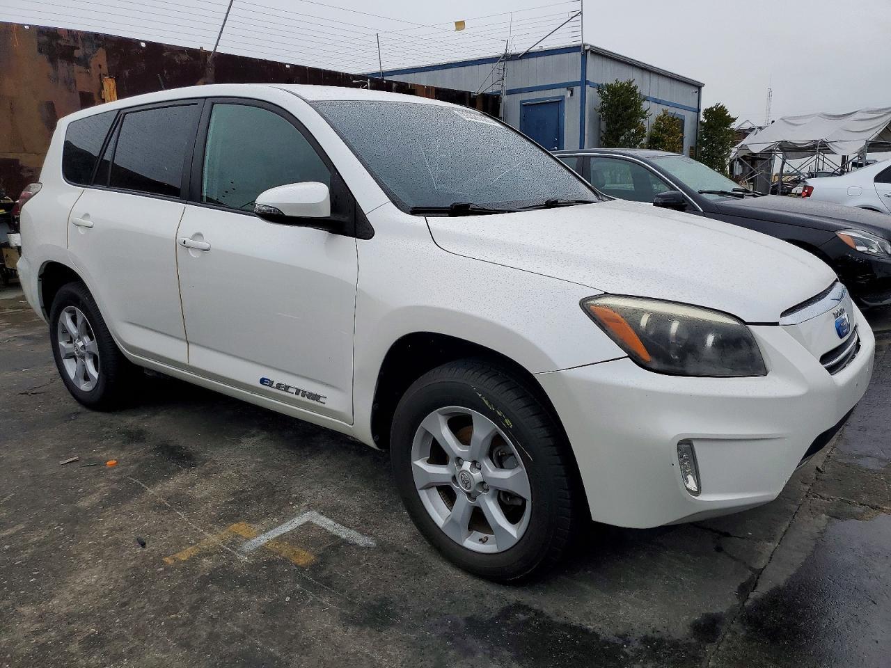 2013 Toyota Rav4 Ev - Image 4