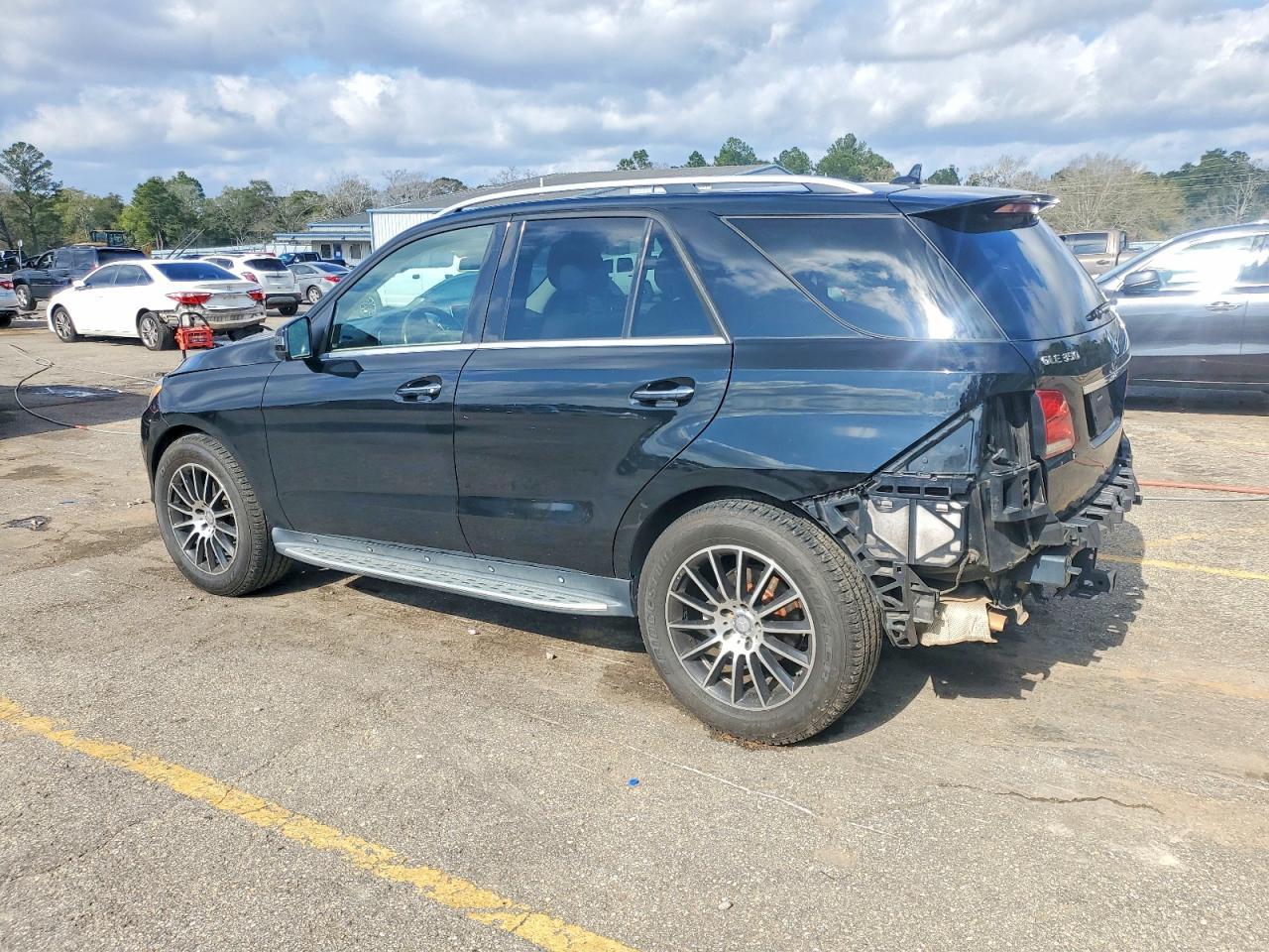 2016 Mercedes-Benz Gle 350 4Matic - Image 2