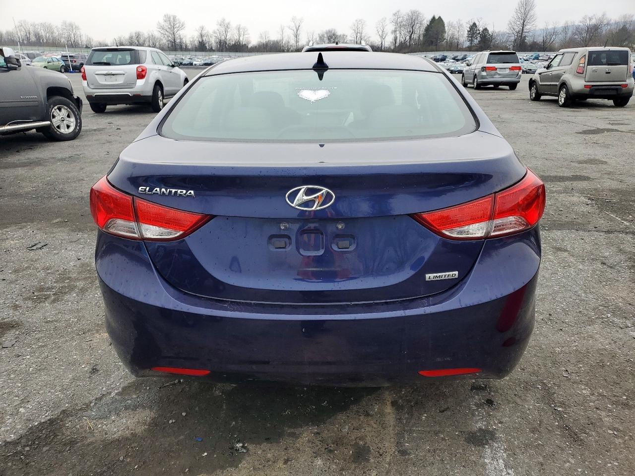 2013 Hyundai Elantra Gls - Фото 6