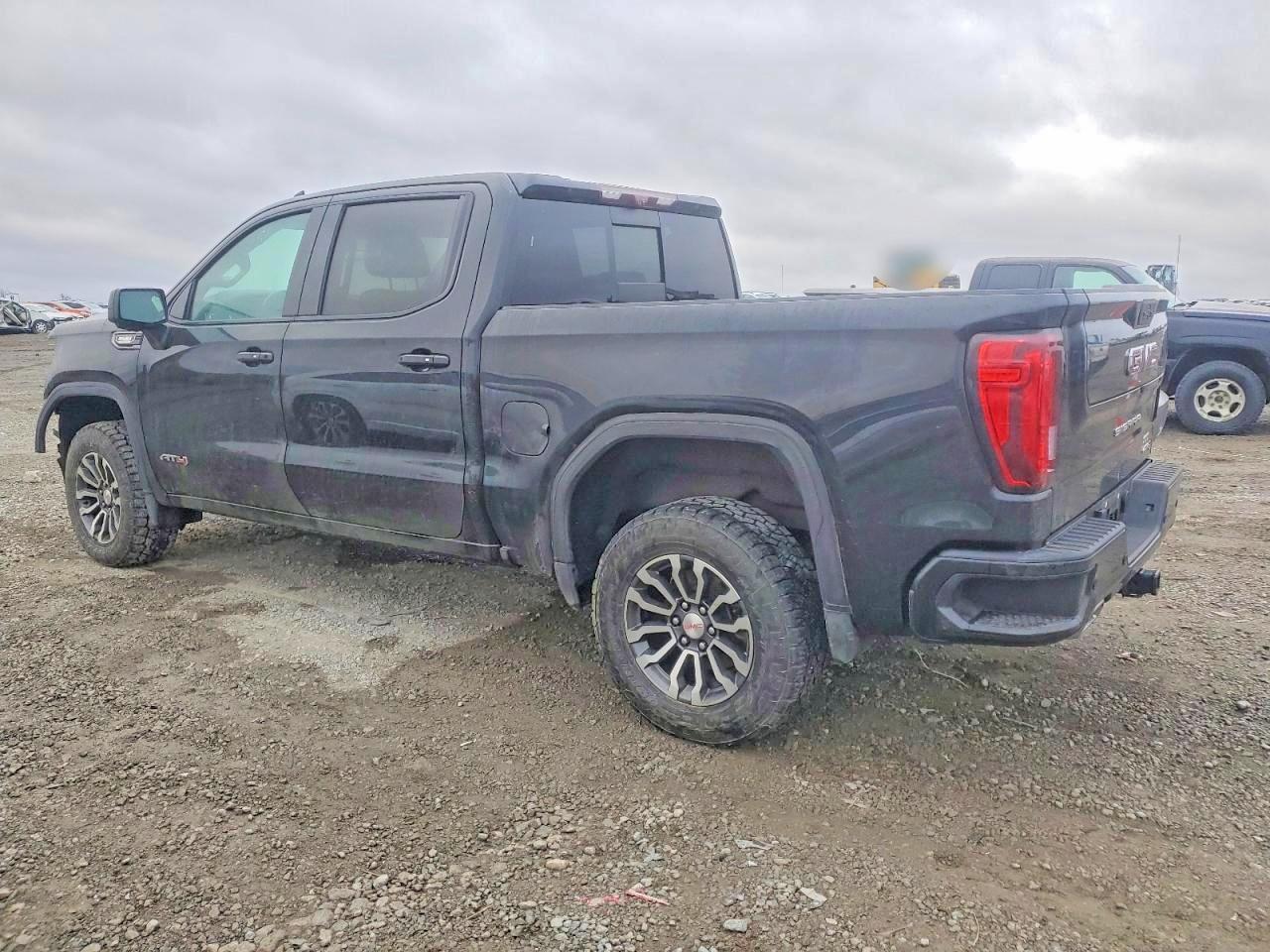 2021 GMC Sierra K1500 At4 - Фото 2