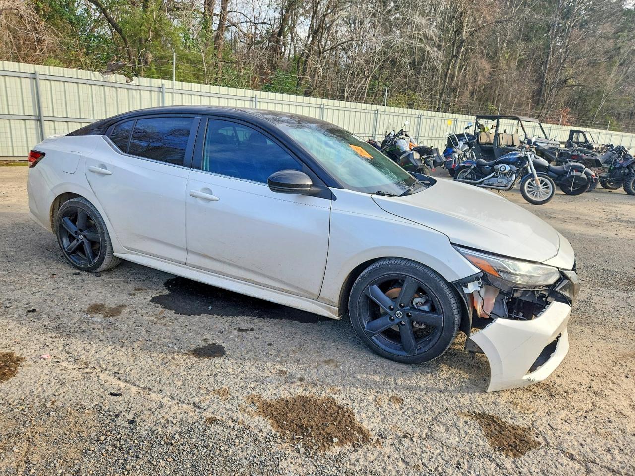 2021 Nissan Sentra Sr - Image 4