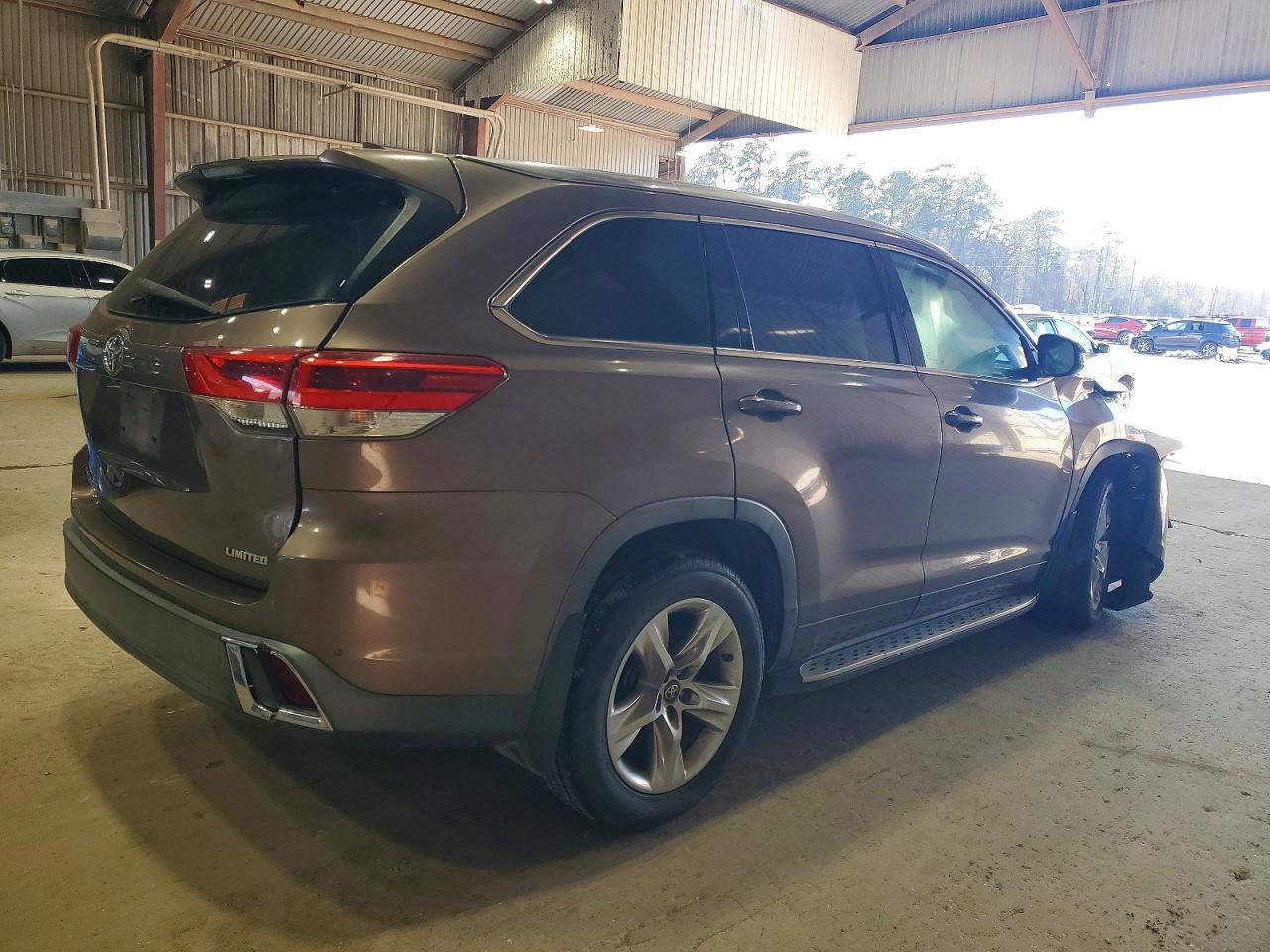 2018 Toyota Highlander Limited - Фото 5