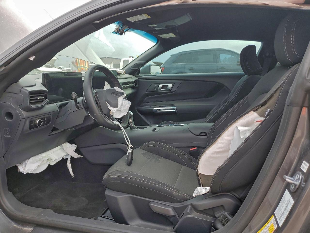 2025 Ford Mustang Gt - Фото 7