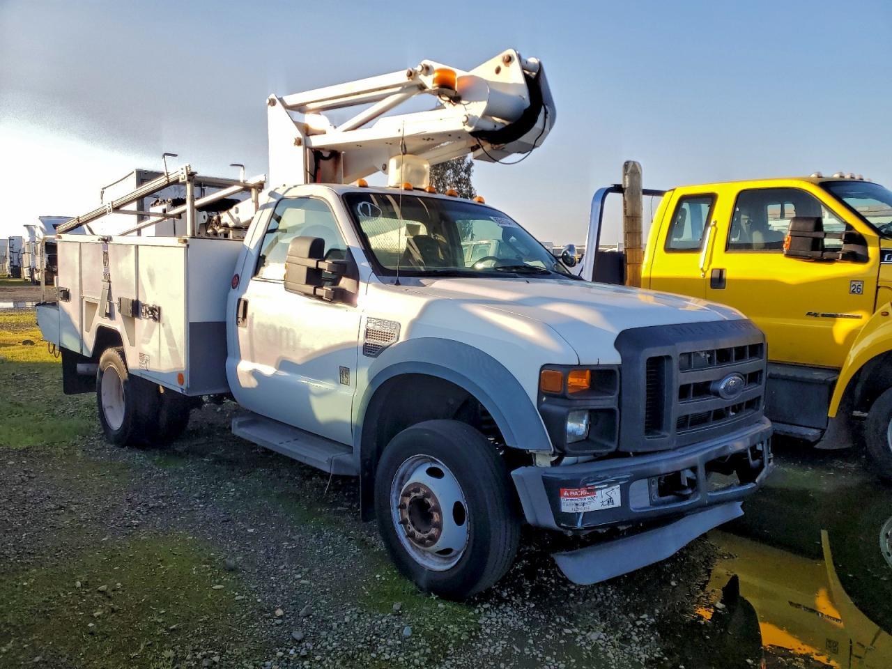 2008 Ford F450 Super Duty - Image 4