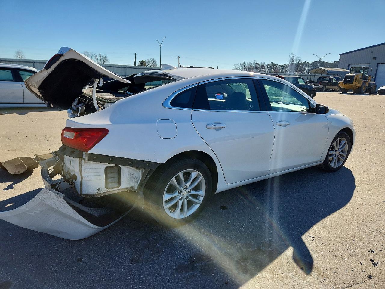 2018 Chevrolet Malibu - Image 3