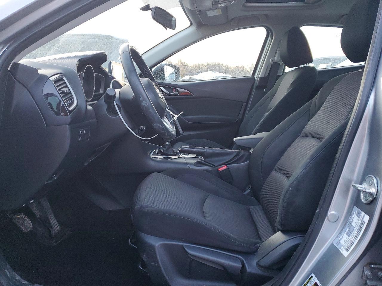 2015 Mazda 3 Touring - Image 7