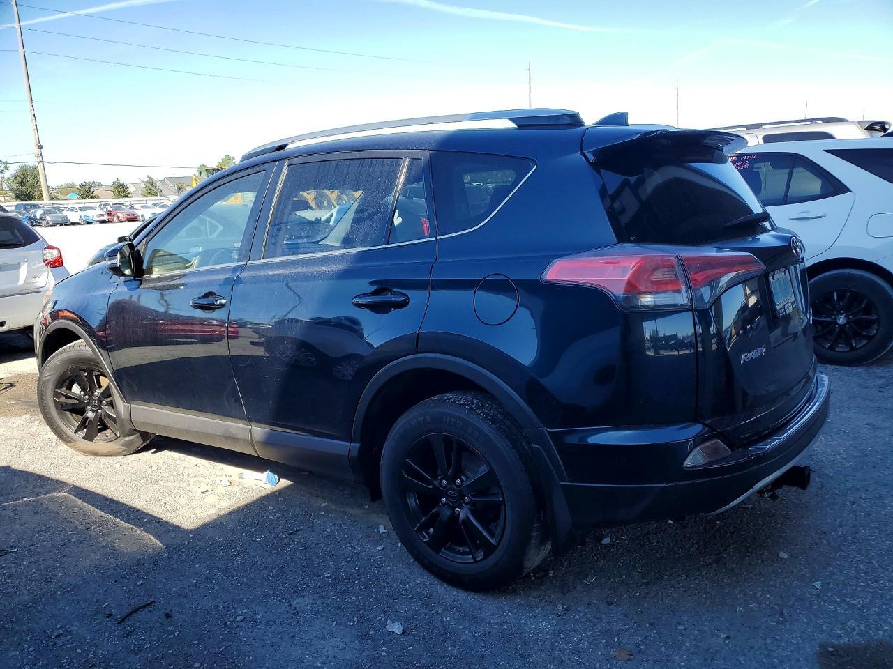 2018 Toyota Rav4 Xle - Фото 2