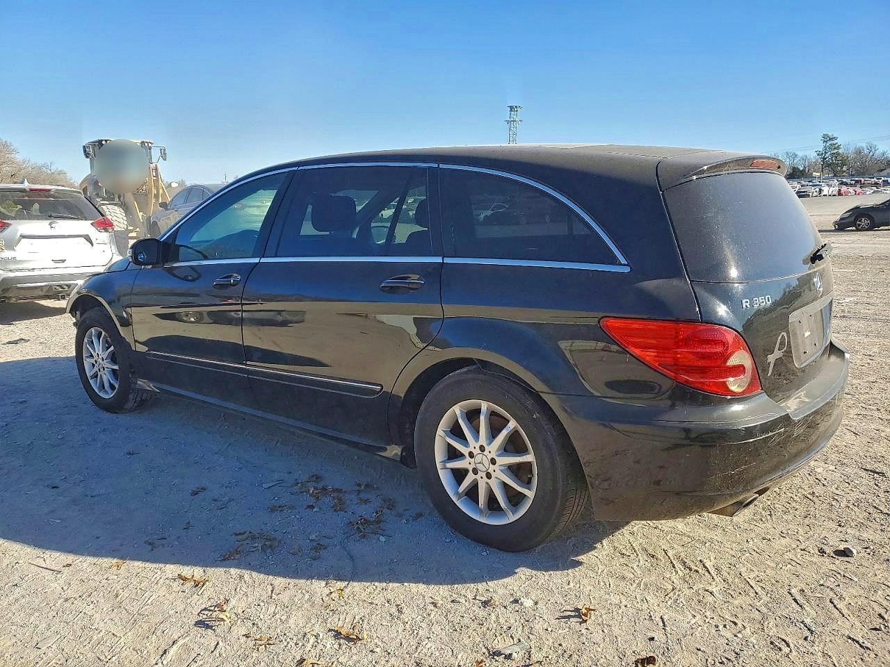 2006 Mercedes-Benz R 350 - Image 2