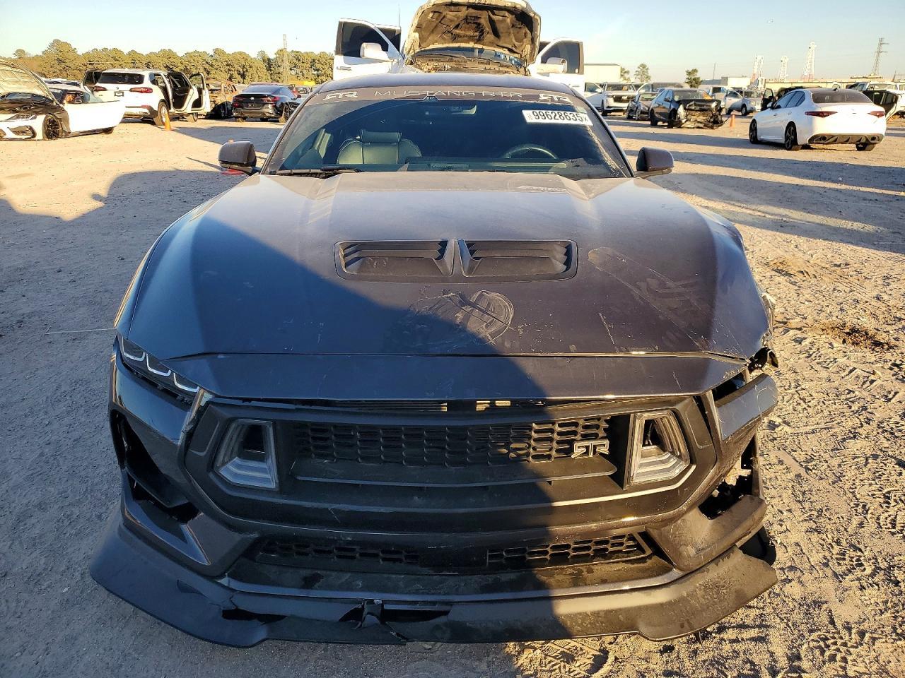 2024 Ford Mustang Gt - Фото 5