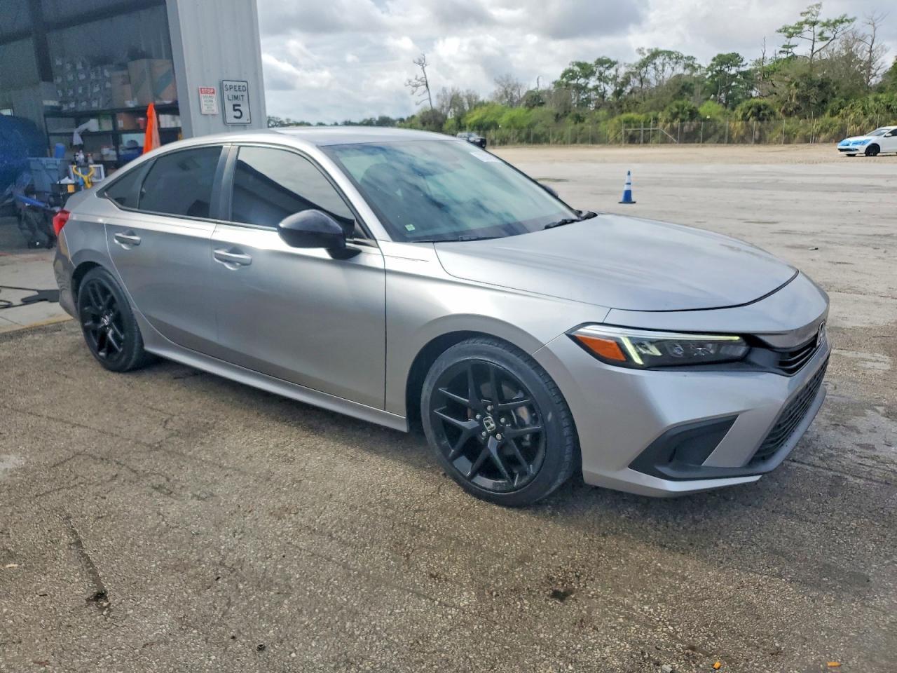 2023 Honda Civic Sport - Фото 4