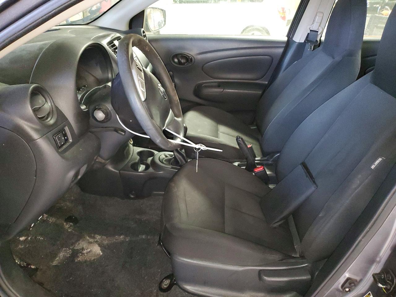 2017 Nissan Versa S - Фото 7