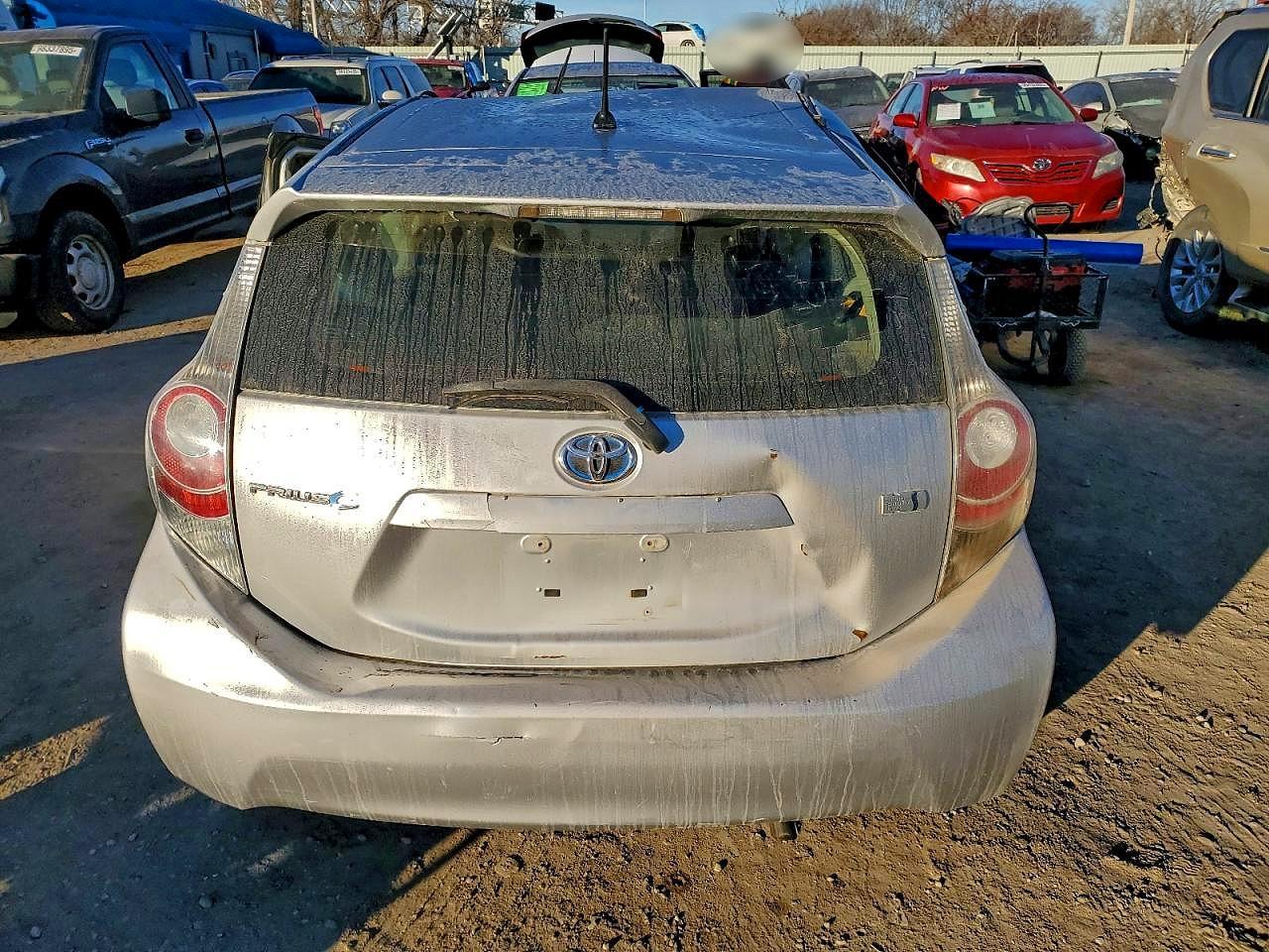 2013 Toyota Prius C - Фото 6