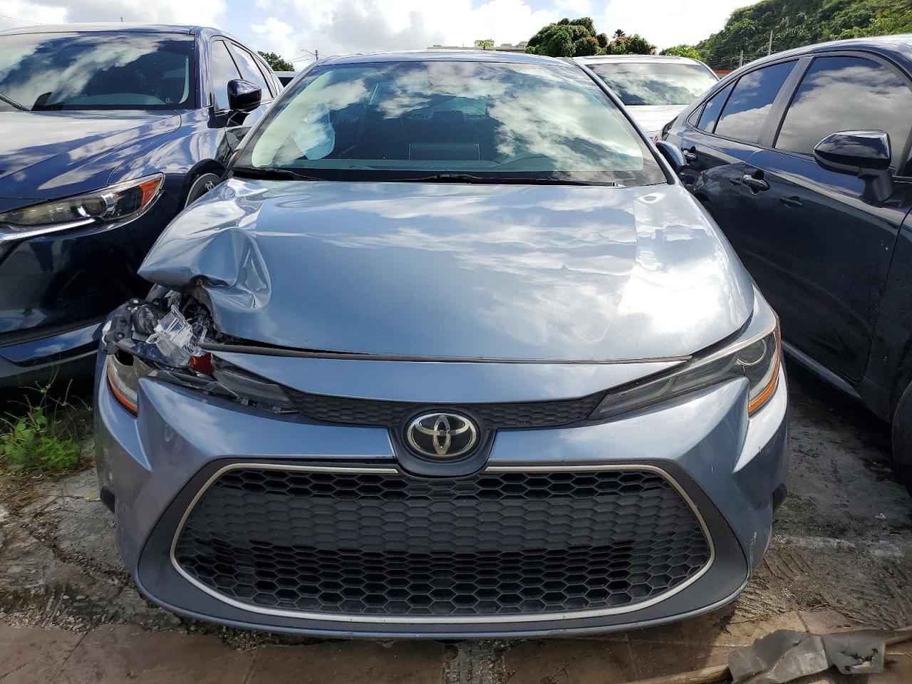 2020 Toyota Corolla Xle - Image 5