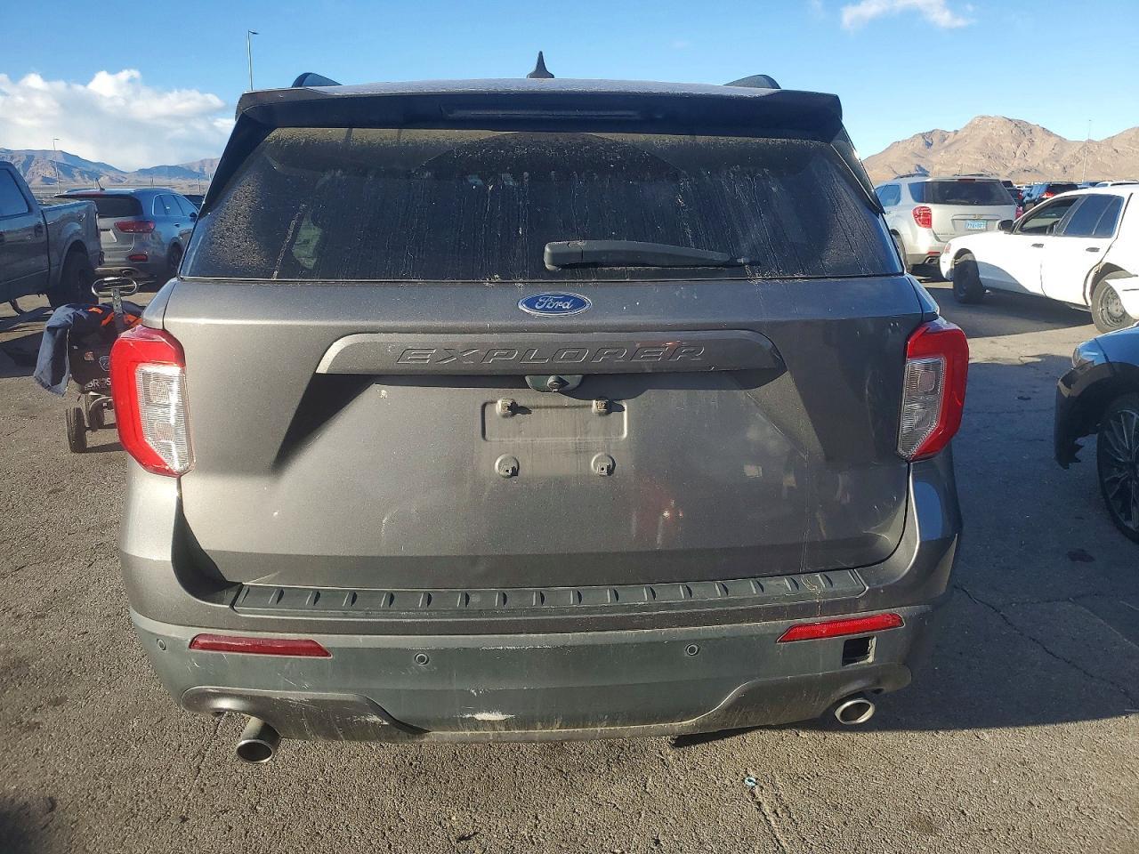 2021 Ford Explorer Xlt - Фото 6