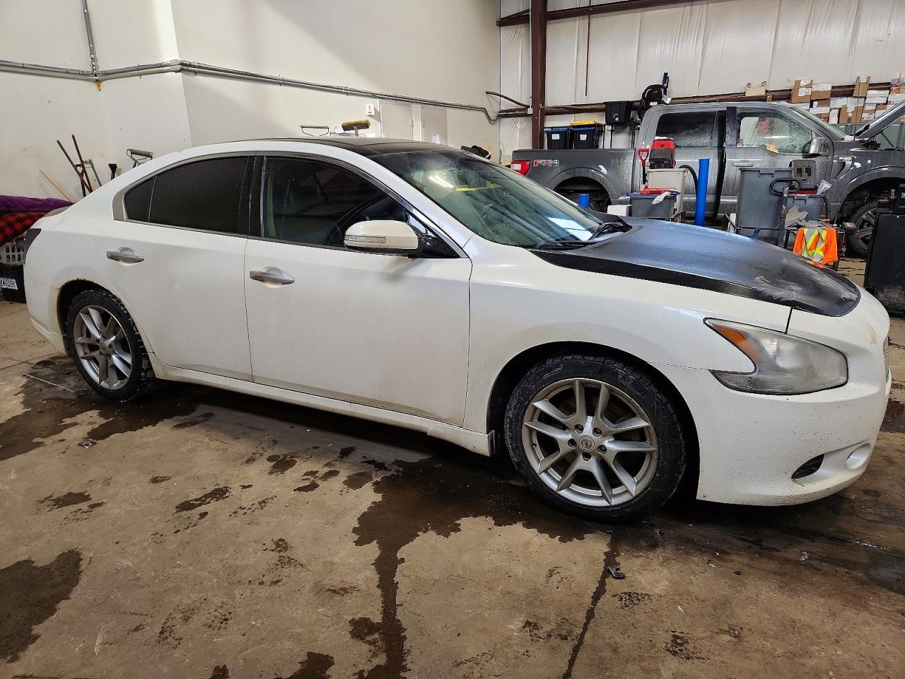 2010 Nissan Maxima S - Фото 4