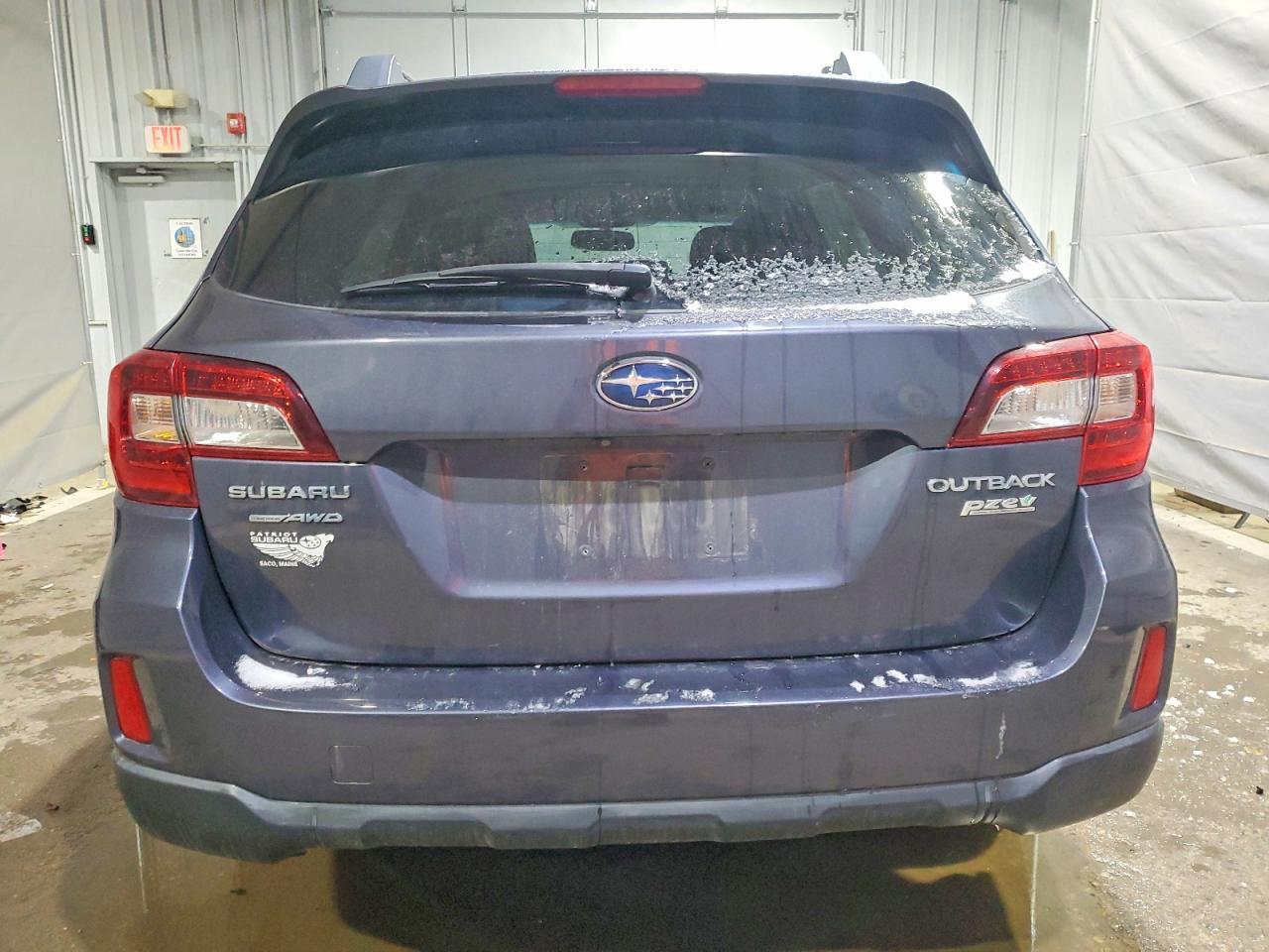 2015 Subaru Outback 2.5I Limited - Image 6
