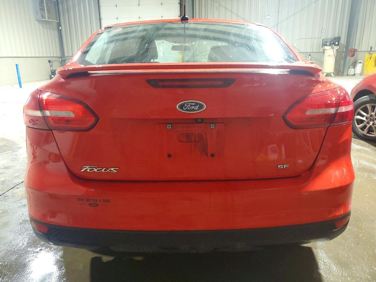 2015 Ford Focus Se - Image 6