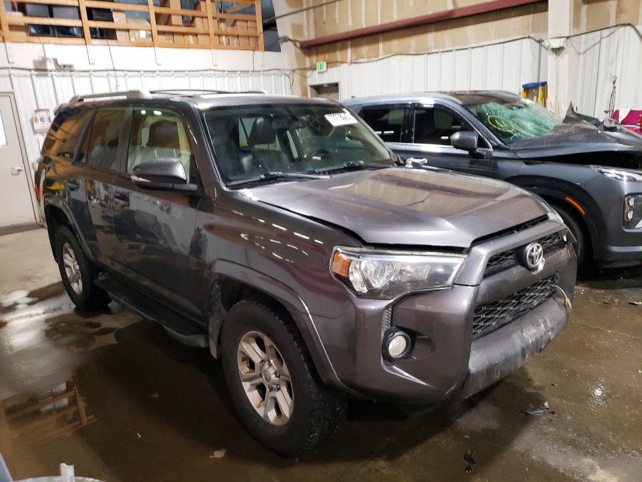 2014 Toyota 4Runner Sr5 - Фото 4