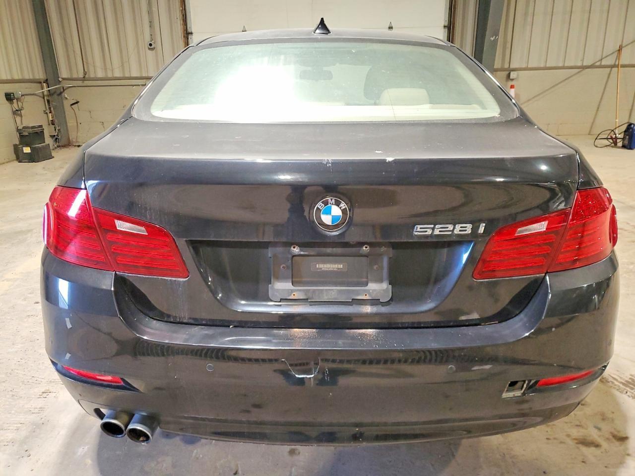 2015 BMW 528 I - Image 6