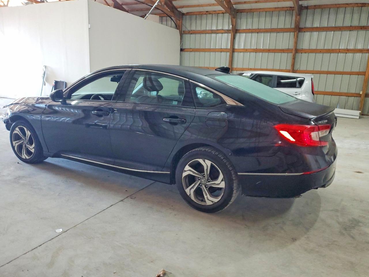 2018 Honda Accord Ex - Фото 2