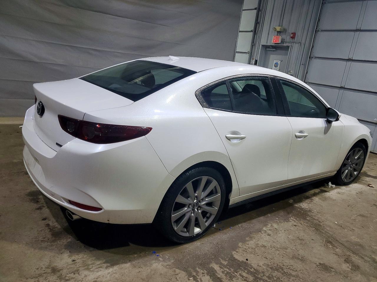 2019 Mazda 3 Preferred - Image 3