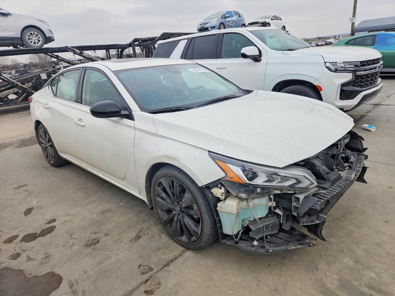 2022 Nissan Altima Sr - Фото 4