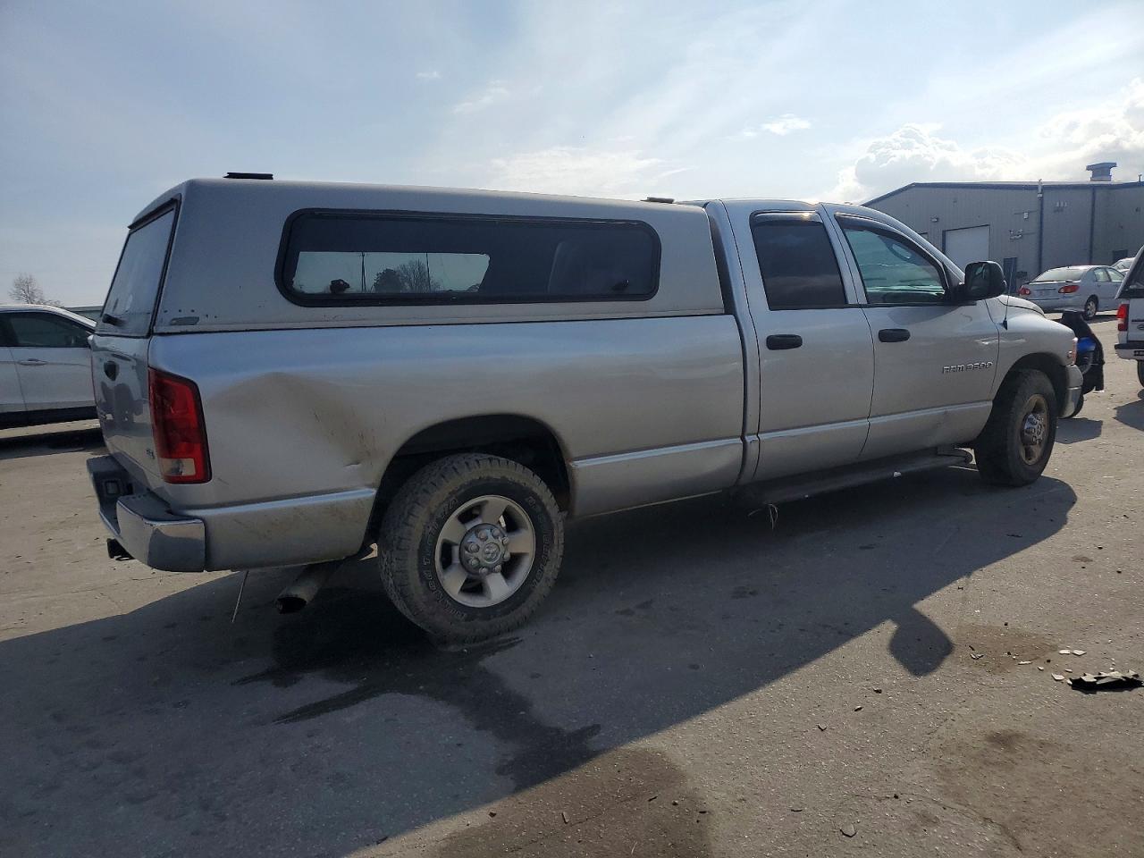 2003 Dodge Ram 3500 St - Фото 3