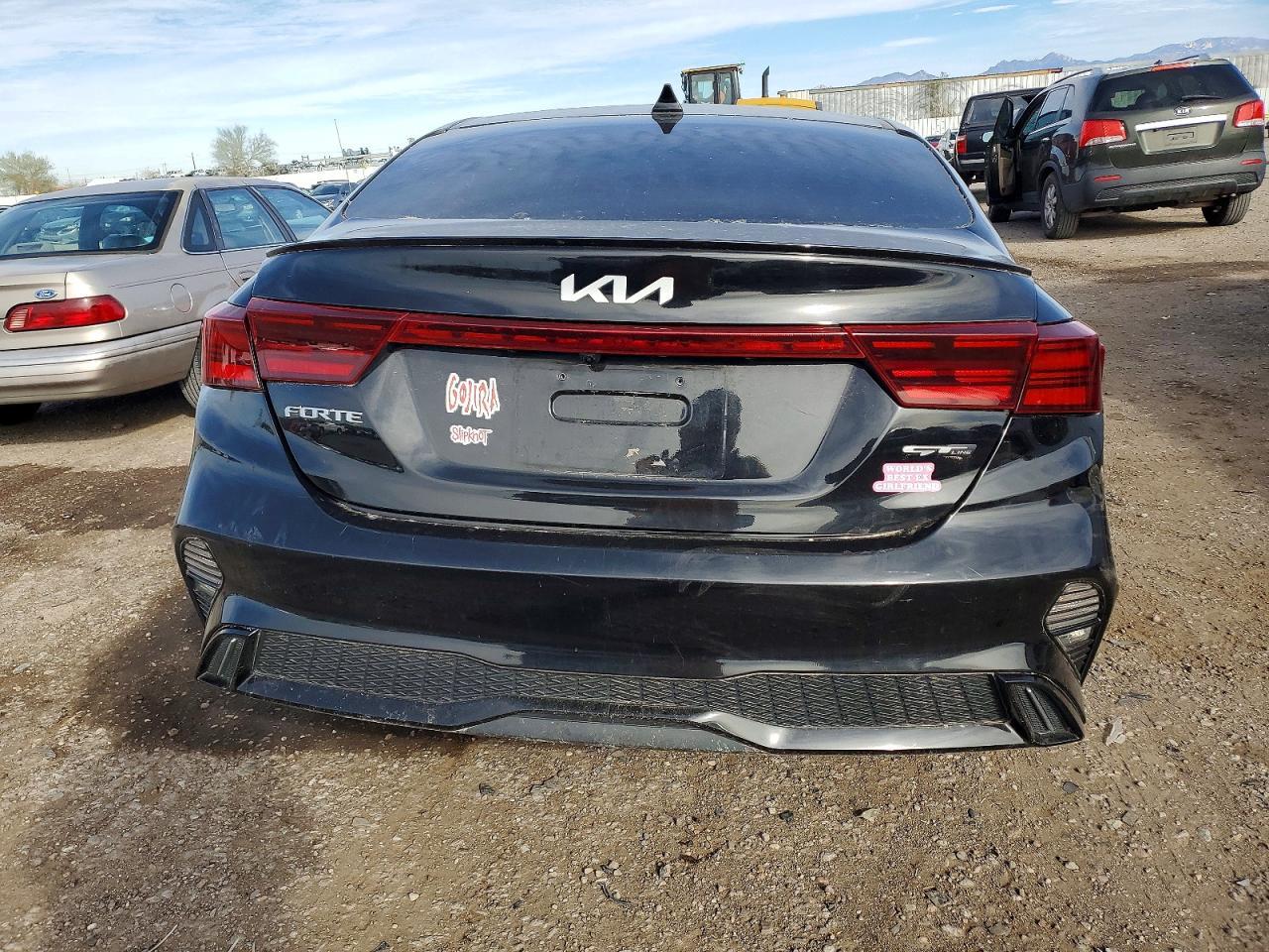 2022 Kia Forte Gt Line - Image 6