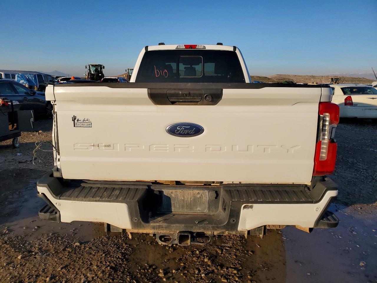 2023 Ford F250 Super Duty - Фото 6