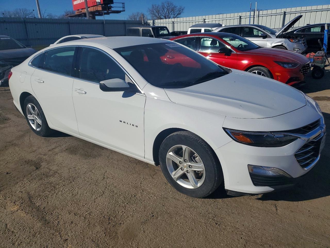 2024 Chevrolet Malibu Ls - Фото 4