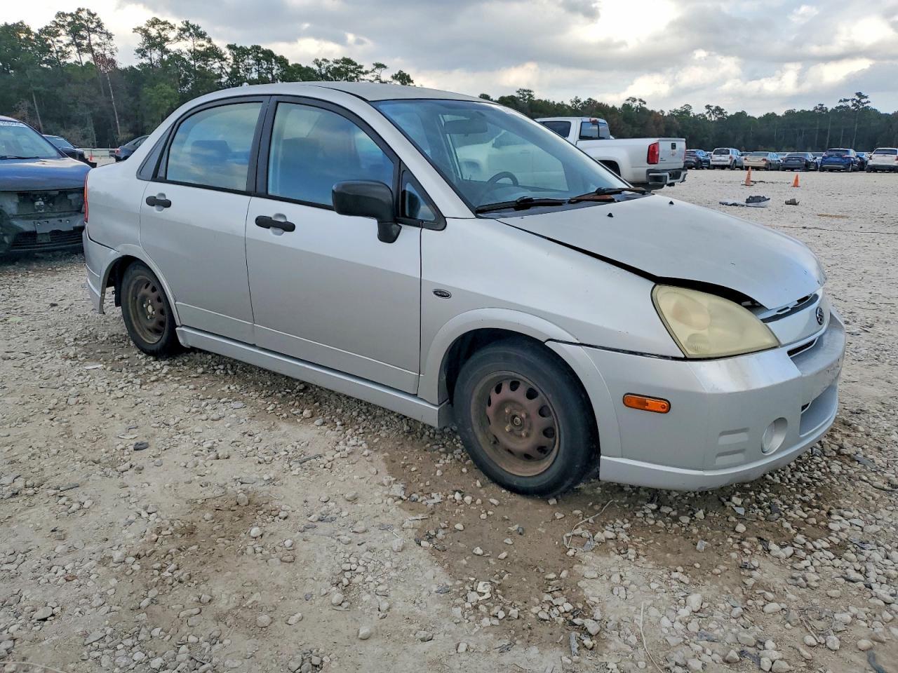 2003 Suzuki Aerio S - Image 4